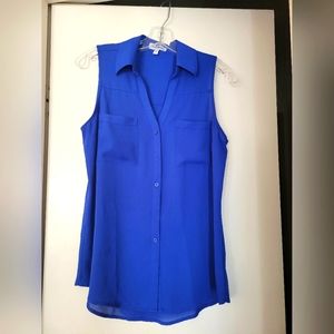 Sleeveless blouse